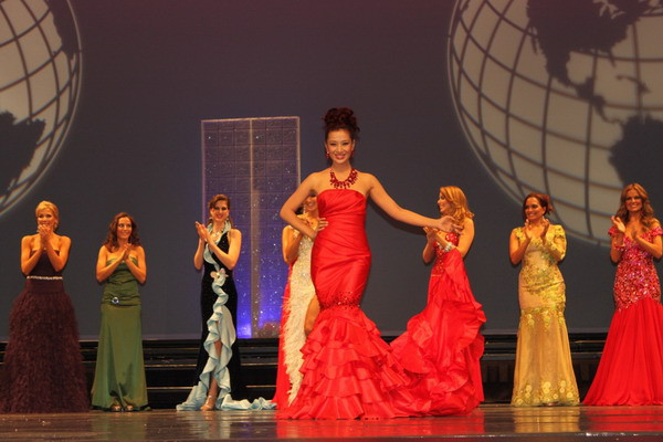 Đêm tỏa sáng của Á hậu 2 Thu Hương ảnh 2 Đêm tỏa sáng của Á hậu 2 Thu Hương ảnh 2