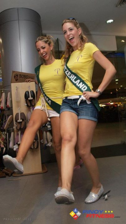 Thí sinh HH Trái Đất hí hửng đi mua sắm, Làng sao, Hoa hau trai dat 2011, hoa hau trai dat, hoa hau, Miss Earth, bao phu nu
