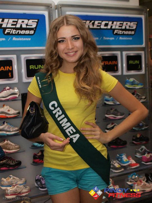 Thí sinh HH Trái Đất hí hửng đi mua sắm, Làng sao, Hoa hau trai dat 2011, hoa hau trai dat, hoa hau, Miss Earth, bao phu nu