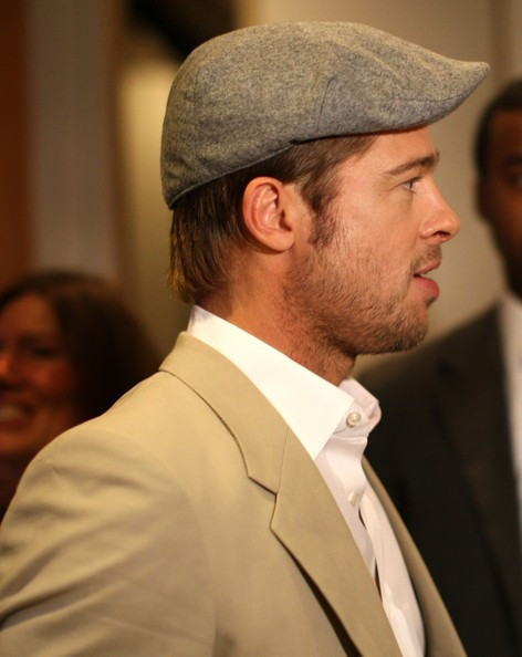 Câu chuyện bộ râu "mất kiểm soát" của Brad Pitt 10 năm qua ảnh 8 Câu chuyện bộ râu "mất kiểm soát" của Brad Pitt 10 năm qua ảnh 8