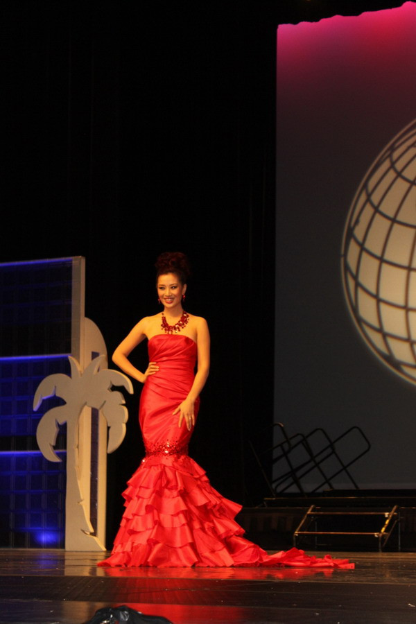 Đêm tỏa sáng của Á hậu 2 Thu Hương ảnh 6 Đêm tỏa sáng của Á hậu 2 Thu Hương ảnh 6