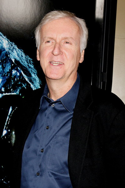 James Cameron đạt được nhiều thành công, nhưng cũng gặp nhiều rắc rối với