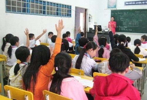 Lương cô nhận đủ, sao lại cắt tiết dạy, không bù trả học sinh? ảnh 1