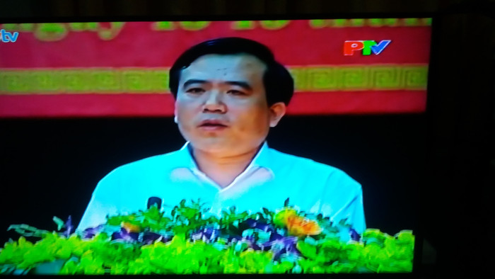 Ông Nguyễn Minh Tường, Giám đốc Sở Giáo dục và Đào tạo tỉnh Phú Thọ đã phải trả lời chất vấn “khá căng” (ảnh do tác giả cung cấp) Ông Nguyễn Minh Tường, Giám đốc Sở Giáo dục và Đào tạo tỉnh Phú Thọ đã phải trả lời chất vấn “khá căng” (ảnh do tác giả cung cấp)