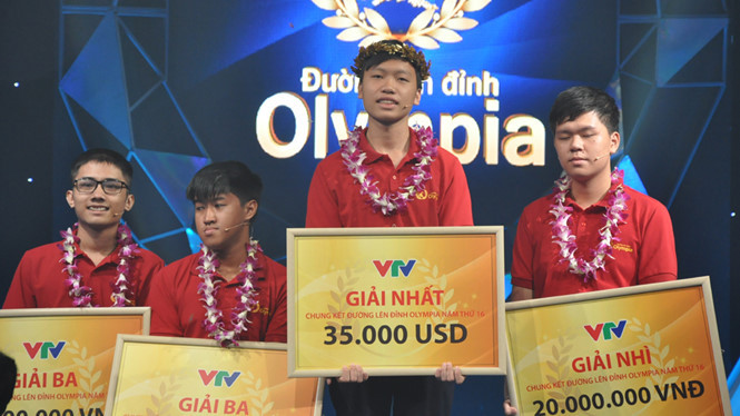Niềm vui của Hồ Đắc Thanh Chương khi giành vòng nguyệt quế Olympia 2016 (Ảnh: thanhnien.vn). Niềm vui của Hồ Đắc Thanh Chương khi giành vòng nguyệt quế Olympia 2016 (Ảnh: thanhnien.vn).
