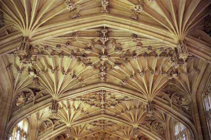 Kiến trúc độc đáo bên trong thư viện. Kiến trúc độc đáo bên trong thư viện.