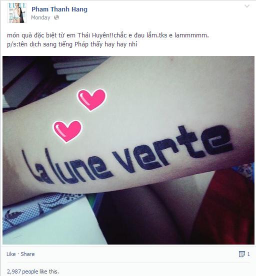 Một trong những món quà đặc biệt nhất mà fan dành tặng Thanh Hằng khiến cô vô cùng ấn tượng và xúc động là bức ảnh với tên cô ghi bằng tiếng Pháp được xăm trên cánh tay của một bạn tên Thái Huyên. Thanh Hằng chia sẻ: "Món quà đặc biệt từ em Thái Huyên! Chắc em đau lắm! Thanks em lắm! P/S: Tên dịch sang tiếng Pháp thấy hay hay nhỉ?" Một trong những món quà đặc biệt nhất mà fan dành tặng Thanh Hằng khiến cô vô cùng ấn tượng và xúc động là bức ảnh với tên cô ghi bằng tiếng Pháp được xăm trên cánh tay của một bạn tên Thái Huyên. Thanh Hằng chia sẻ: "Món quà đặc biệt từ em Thái Huyên! Chắc em đau lắm! Thanks em lắm! P/S: Tên dịch sang tiếng Pháp thấy hay hay nhỉ?"