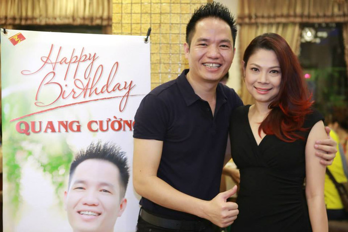 Búp bê Thanh Thảo tới chung vui trong tiệc sinh nhật. Búp bê Thanh Thảo tới chung vui trong tiệc sinh nhật.