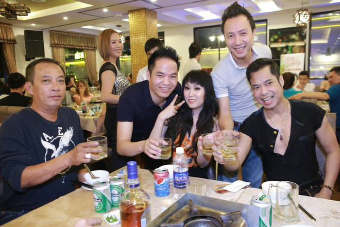 Đây là một trong những lần hiếm hoi Phi Thanh Vân khoe "người mới" của mình. Đây là một trong những lần hiếm hoi Phi Thanh Vân khoe "người mới" của mình.