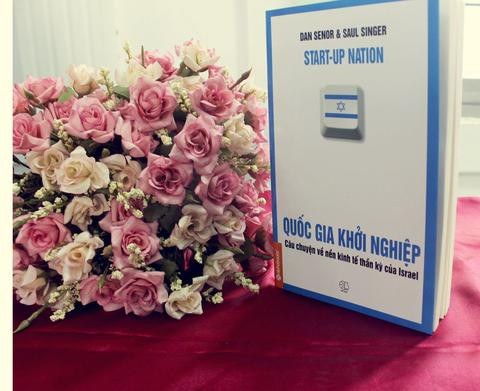 Quốc gia khởi nghiệp” là câu chuyện viết về sự phát triển thần kỳ của nền kinh tế Israel từ lúc lập quốc cho đến khi trở thành quốc gia có nền công nghệ hàng đầu thế giới.... Quốc gia khởi nghiệp” là câu chuyện viết về sự phát triển thần kỳ của nền kinh tế Israel từ lúc lập quốc cho đến khi trở thành quốc gia có nền công nghệ hàng đầu thế giới....