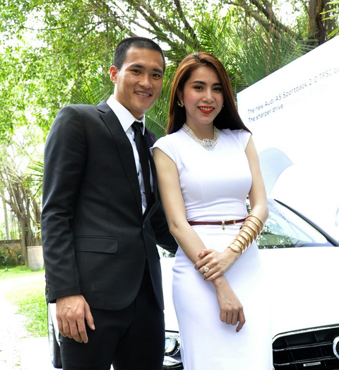 Thủy Tiên - Công Vinh đang là cặp đôi "tài sắc vẹn toàn" trong làng giải trí - thể thao Việt. Thủy Tiên - Công Vinh đang là cặp đôi "tài sắc vẹn toàn" trong làng giải trí - thể thao Việt.