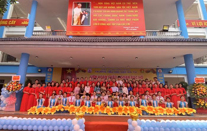 Năm học 2022 – 2023 vừa qua, tập thể nhà trường đã nỗ lực tổ chức thành công các hoạt động phát triển năng lực học sinh (Ảnh: Phạm Linh)