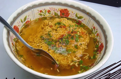 Mỳ tôm bị đồn có đỉa. (Ảnh minh họa - Nguồn Internet) Mỳ tôm bị đồn có đỉa. (Ảnh minh họa - Nguồn Internet)