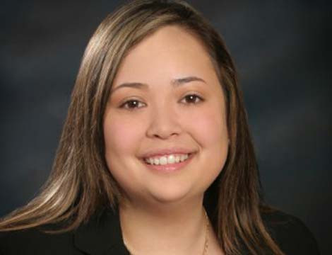 4. Theresa Fette, 34 tuổi: Theresa Fette là người sáng lập và điều hành Provident Trust, tập đoàn luôn đi đầu trong việc đánh giá và quản lý tài sản khách hàng. Tập đoàn Provident Trust tập trung vào việc “tự định hướng” các quỹ hưu trí cá nhân, giúp cho khoảng 30.000 khách hàng nhìn ra các khoản đầu tư tiềm năng để tăng tiền hưu trí của họ. Với lượng tài sản của khách hàng lên tới 3 tỷ USD, doanh số của Provident Trust dự kiến đạt 5 tỷ USD trong năm nay. 4. Theresa Fette, 34 tuổi: Theresa Fette là người sáng lập và điều hành Provident Trust, tập đoàn luôn đi đầu trong việc đánh giá và quản lý tài sản khách hàng. Tập đoàn Provident Trust tập trung vào việc “tự định hướng” các quỹ hưu trí cá nhân, giúp cho khoảng 30.000 khách hàng nhìn ra các khoản đầu tư tiềm năng để tăng tiền hưu trí của họ. Với lượng tài sản của khách hàng lên tới 3 tỷ USD, doanh số của Provident Trust dự kiến đạt 5 tỷ USD trong năm nay.