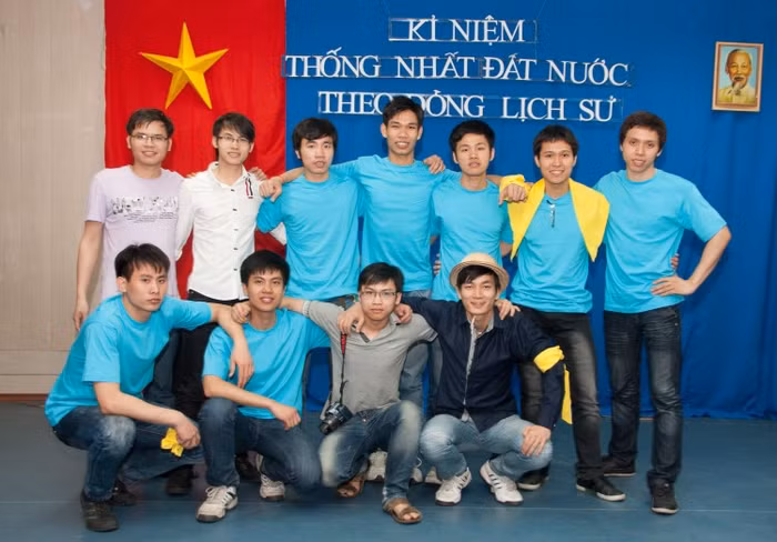 Đội chơi “Ngựa gỗ” thể hiện lòng quyết tâm, tinh thần đoàn kết khi bước vào cuộc thi.