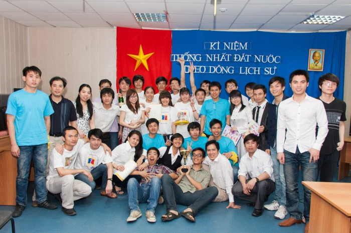 Cùng chụp hình lưu niệm Cùng chụp hình lưu niệm