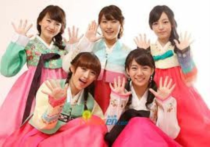 Nụ cười các cô gái Hàn (ảnh minh họa- nguồn internet) Nụ cười các cô gái Hàn (ảnh minh họa- nguồn internet)