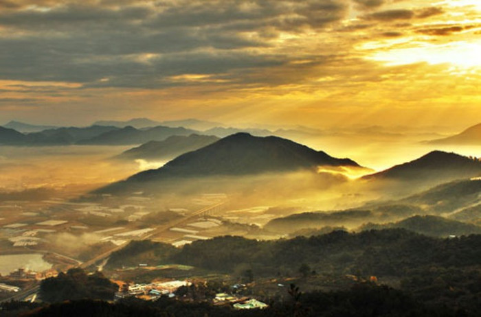 Yongamsa ( Long Am Tự) Yongamsa ( Long Am Tự)