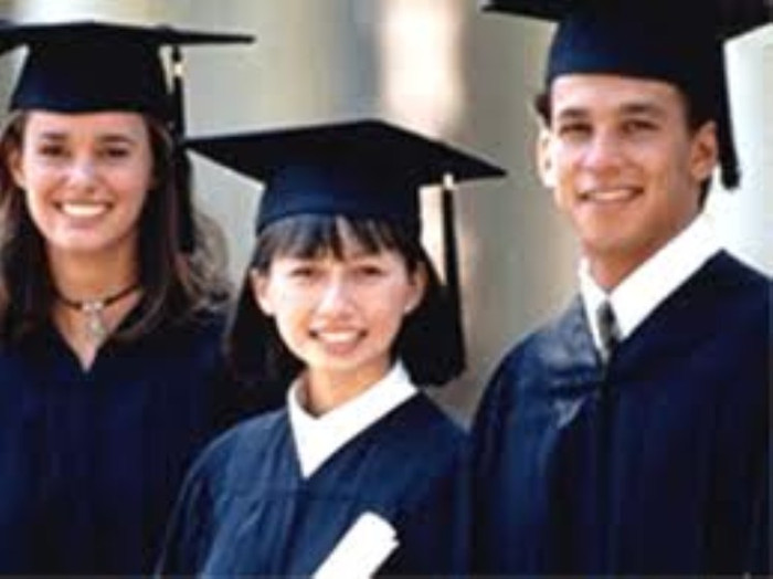 Nụ cười ngày tốt nghiệp ( ảnh minh họa- nguồn internet) Nụ cười ngày tốt nghiệp ( ảnh minh họa- nguồn internet)