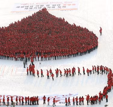 Đây là 1 hoạt động nhằm kêu gọi mọi người tích cực tham gia hiến máu. Đây là 1 hoạt động nhằm kêu gọi mọi người tích cực tham gia hiến máu.