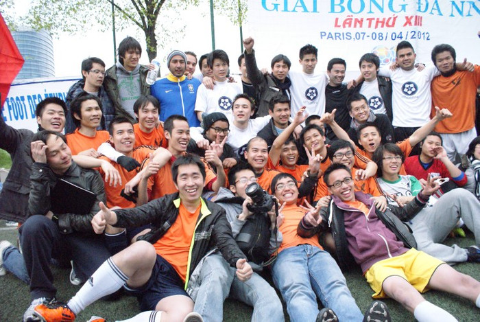 Ảnh lưu niệm giữa UJVF và VL9