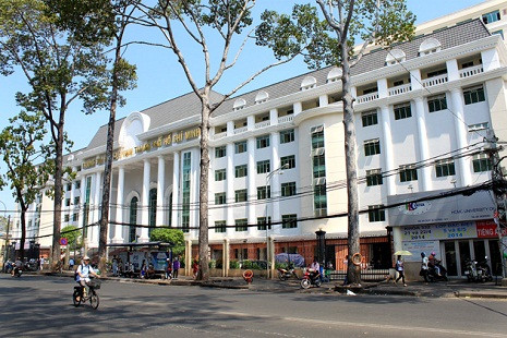 Nay là trường Đại học Sự phạm TP. HCM. Nay là trường Đại học Sự phạm TP. HCM.
