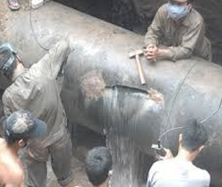 Đường ống nước Sông Đà vỡ 6 lần nhưng cơ quan chức năng chưa tìm ra nguyên nhân cụ thể. Ảnh: Nguồn Internet. Đường ống nước Sông Đà vỡ 6 lần nhưng cơ quan chức năng chưa tìm ra nguyên nhân cụ thể. Ảnh: Nguồn Internet.