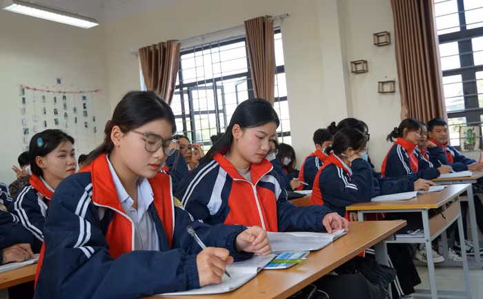 Các cơ sở giáo dục nghề nghiệp đã thực hiện phối hợp với các chi nhánh ngân hàng, triển khai thanh toán học phí không dùng tiền mặt (Ảnh: Phạm Linh)