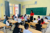 Thiếu cán bộ chuyên môn giáo dục, xã lo khó đảm bảo lượng công việc lớn