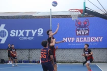 Đội U15 THCS Chu Văn An thắng áp đảo THCS Giảng Võ với tỷ số 73 - 14