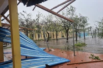 Trường học bị thiệt hại bởi bão Bualoi tích cực khắc phục hậu quả đón học sinh trở lại