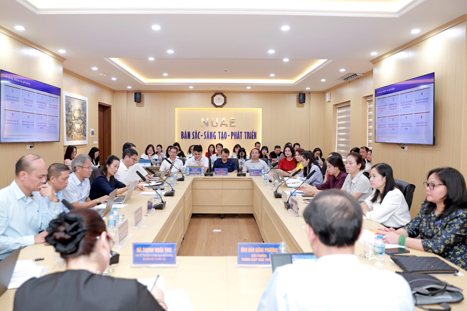 Toàn cảnh Tọa đàm. Ảnh: NTCC