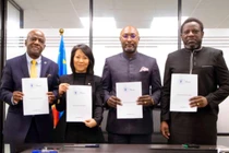 Vingroup và thủ đô Congo đẩy mạnh hợp tác toàn diện trong lĩnh vực giao thông xanh