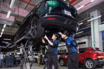 Ở vùng núi sâu vẫn được hỗ trợ kịp thời, dịch vụ hậu mãi VinFast “ghi điểm” với người dùng Việt