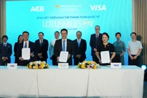 Vietnam Airlines, ACB và Visa ra mắt thẻ hội viên tích hợp thanh toán Lotusmiles Pay