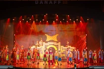 Nhạc kịch "The Enchanted Crossbow" tỏa sáng tại DANAFF III
