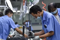 Nguy cơ mất lợi thế cạnh tranh nếu người lao động không giỏi AI