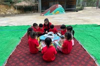 Nhiều chính sách hấp dẫn về phổ cập mầm non cho trẻ 3-5 tuổi: Hiệu trưởng nêu ý kiến