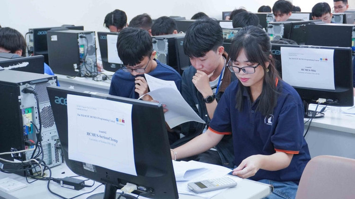 Sinh viên trường Đại học Khoa học Tự nhiên (Đại học Quốc gia Thành phố Hồ Chí Minh). Ảnh: website nhà trường. Sinh viên trường Đại học Khoa học Tự nhiên (Đại học Quốc gia Thành phố Hồ Chí Minh). Ảnh: website nhà trường.