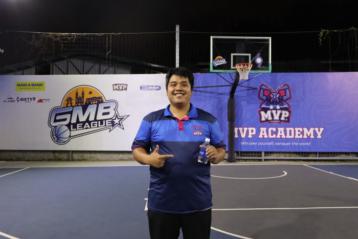 Anh Nguyễn Vũ Huy - Huấn luyện viên trưởng đội U23 nữ Học viện Bóng rổ MVP. img-2908.jpg