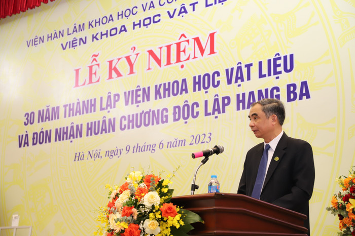 Phó Giáo sư, Tiến sĩ Đoàn Đình Phương. Nguồn: Viện Hàn lâm Khoa học và Công nghệ Việt Nam. 30namvkhvl1jpg.jpg