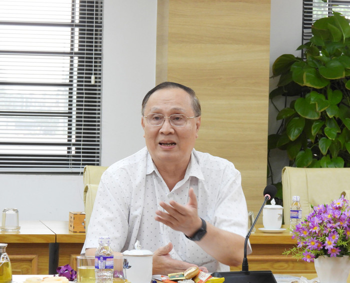 Tiến sĩ Nguyễn Thanh Dũng – Phó Hiệu trưởng Trường Đại học Cửu Long. Ảnh: Website nhà trường. 2-tien-si-nguyen-thanh-dung-pho-hieu-truong-truong-dh-cuu-long-phat-bieu-tai-buoi-lam-viec-2048x1660.jpg