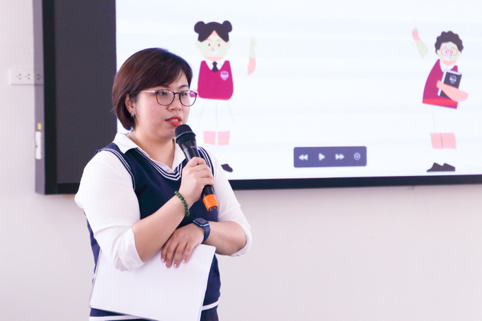 Cô Nguyễn Huyền Trang - Hiệu trưởng Trường Trung học cơ sở Ngoại ngữ (Trường Đại học Ngoại ngữ, Đại học Quốc gia Hà Nội). Ảnh: Website nhà trường. Cô Nguyễn Huyền Trang - Hiệu trưởng Trường Trung học cơ sở Ngoại ngữ (Trường Đại học Ngoại ngữ, Đại học Quốc gia Hà Nội). Ảnh: Website nhà trường.