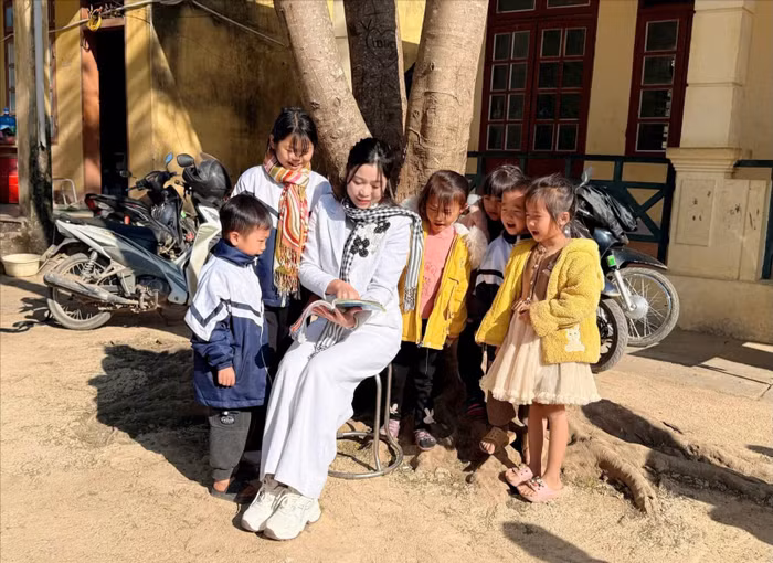 Cô Quàng Thị Xuân - Phó Hiệu trưởng Trường Phổ thông dân tộc bán trú Tiểu học Mường Lạn (xã Mường Lạn, tỉnh Sơn La). Ảnh: NVCC.