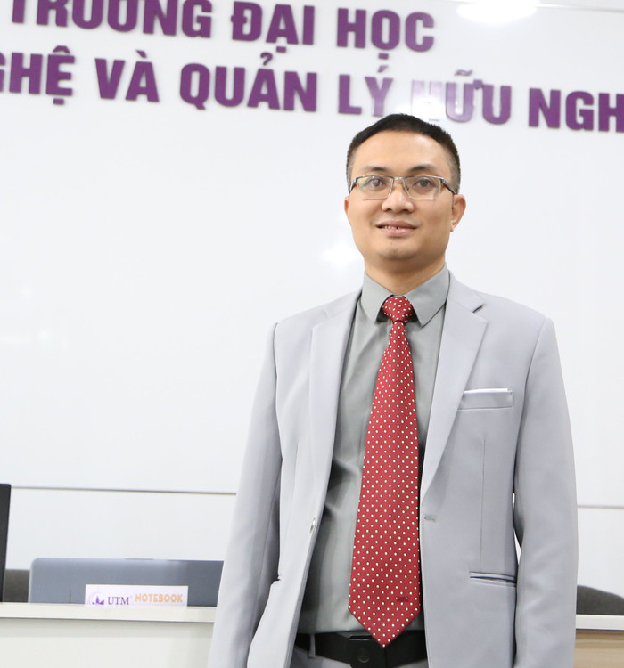Tiến sĩ Phạm Kim Thư - Phó Hiệu trưởng Trường Đại học Công nghệ và Quản lý Hữu Nghị. Ảnh website nhà trường. t-thu.jpg