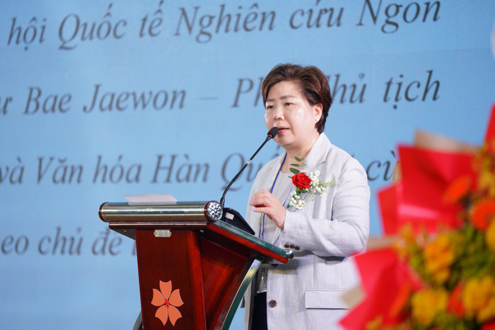 Giáo sư, Tiến sĩ Lee Mihye - Chủ tịch Hiệp hội Quốc tế Nghiên cứu Ngôn ngữ và Văn hóa Hàn Quốc. Ảnh: NTCC. lee-mihye-7r300143.jpg