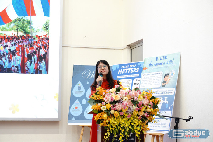 Cô Lê Thị Trường - Trường Tiểu học Vạn Thắng. Ảnh: Hồng Linh. gdvn-ulis-1.jpg