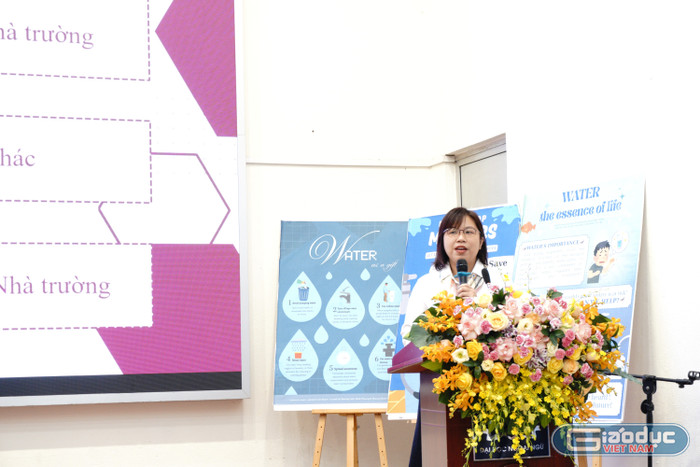 Cô Nguyễn Huyền Trang - Hiệu trưởng Trường Trung học cơ sở Ngoại ngữ - Trường Đại học Ngoại ngữ - Đại học Quốc gia Hà Nội. Ảnh: Hồng Linh. gdvn-ulis-5.jpg