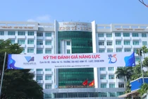 Thi đánh giá năng lực trước kỳ thi tốt nghiệp THPT khiến HS vừa áp lực vừa tốn kém