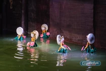 Múa rối nước là loại hình văn hóa truyền thống hút nhiều khách quốc tế khi tới Hà Nội